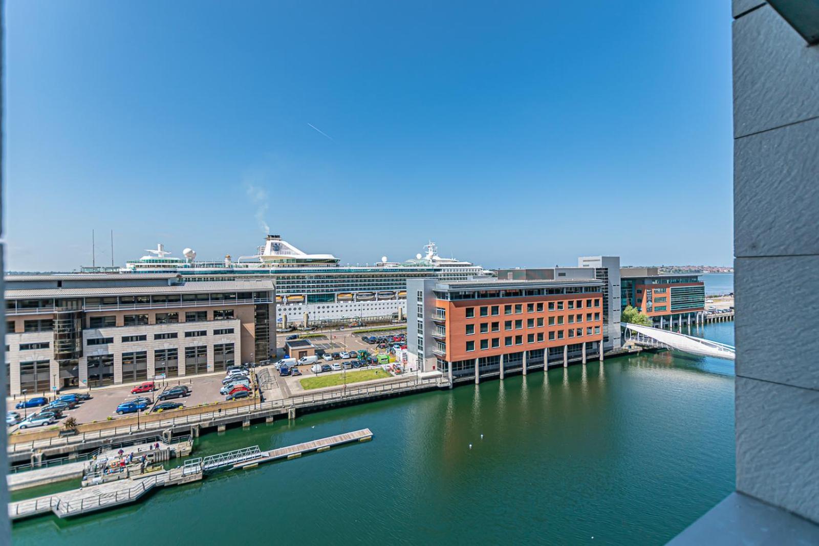 Novu Apartments Liverpool Waterfront Exterior foto